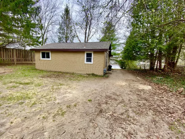 Lake, MI 48632,11300 Alpine Drive