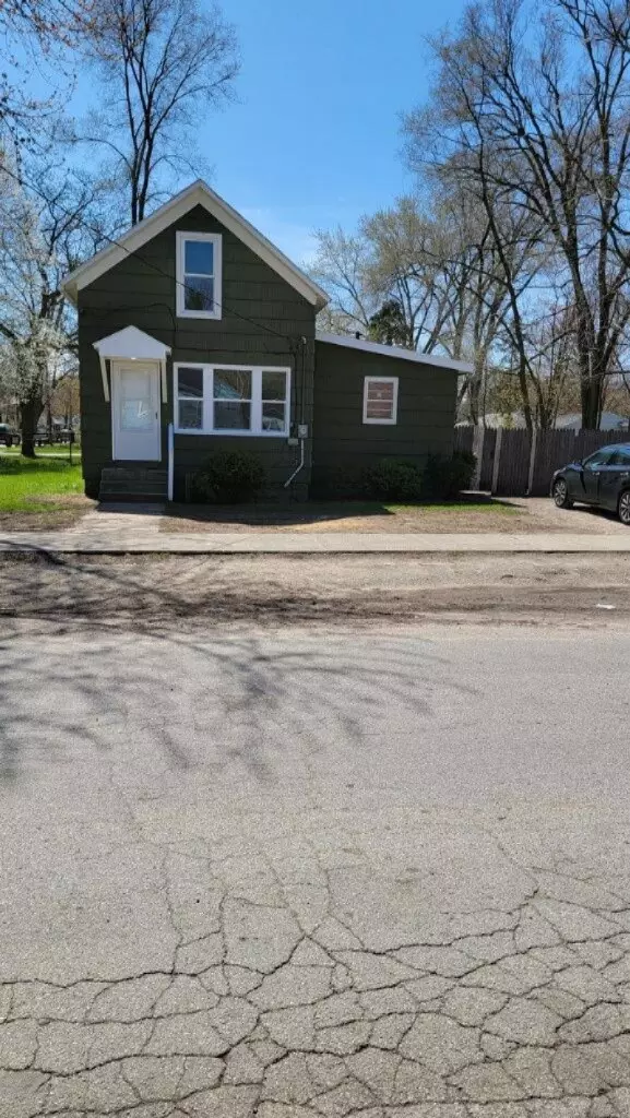 3301 7th Street, Muskegon Heights, MI 49444