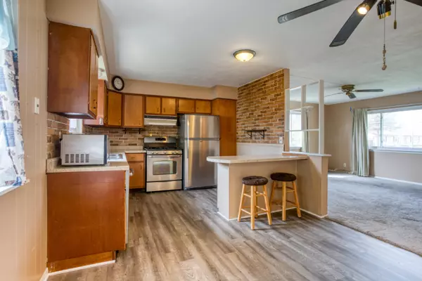 Wyoming, MI 49509,1587 41st SW Street