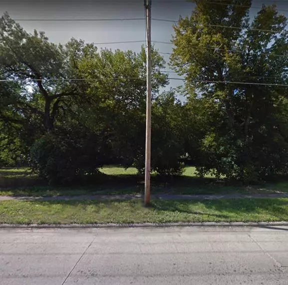 Benton Harbor, MI 49022,854 E Britain Avenue