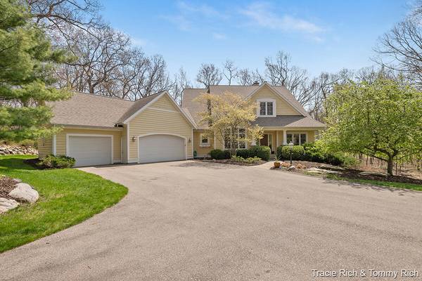 7012 Greywall NE Court, Belmont, MI 49306