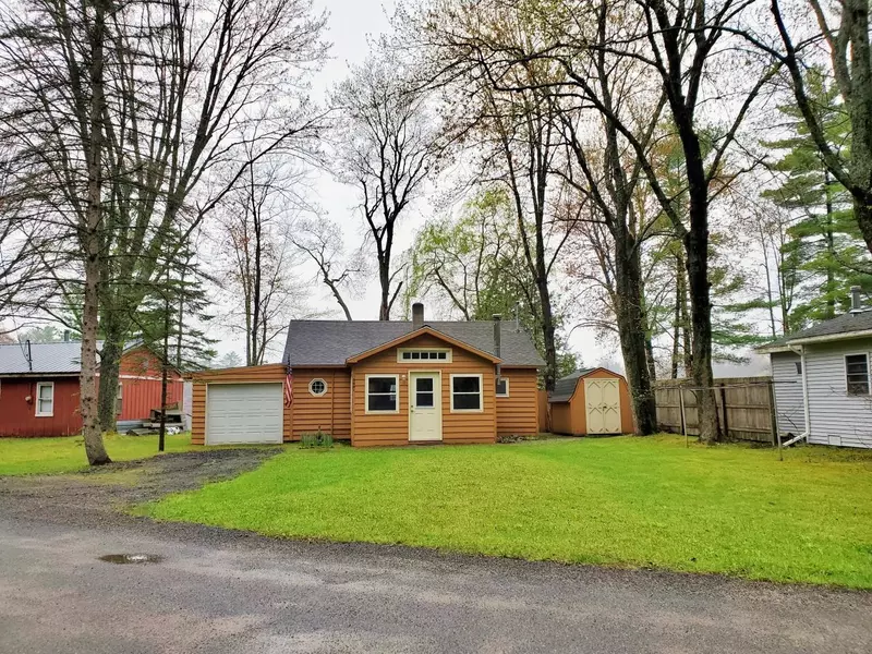 5881 S Whalen Lake Road, Baldwin, MI 49304