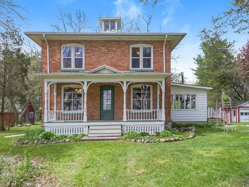 5765 Moore Road, Tekonsha, MI 49092