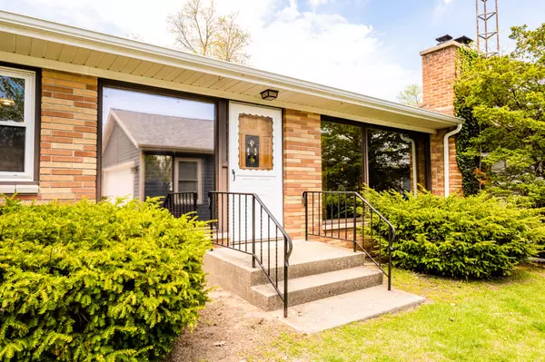 Coloma, MI 49038,4909 Shoreview Drive