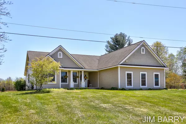 15100 Barry Street, West Olive, MI 49460