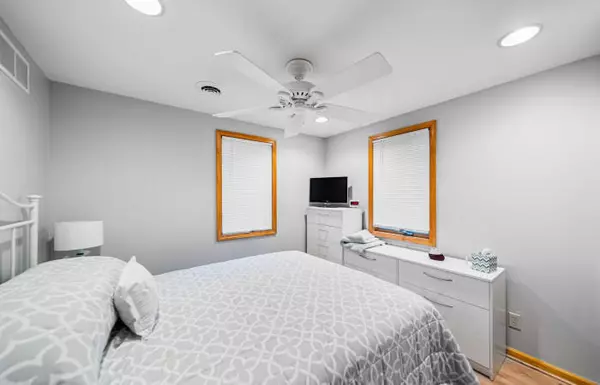 Dowagiac, MI 49047,50041 South Street