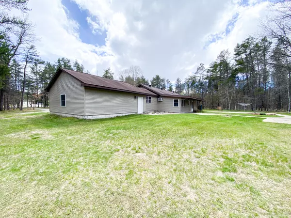 Grayling, MI 49738,3826 W Jones Lake Road