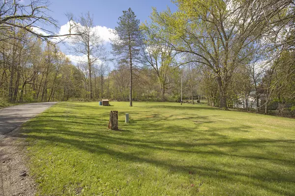 Vandalia, MI 49095,65862 Lakeshore Drive
