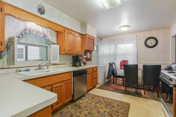 Lansing, MI 48917,229 Richard Avenue