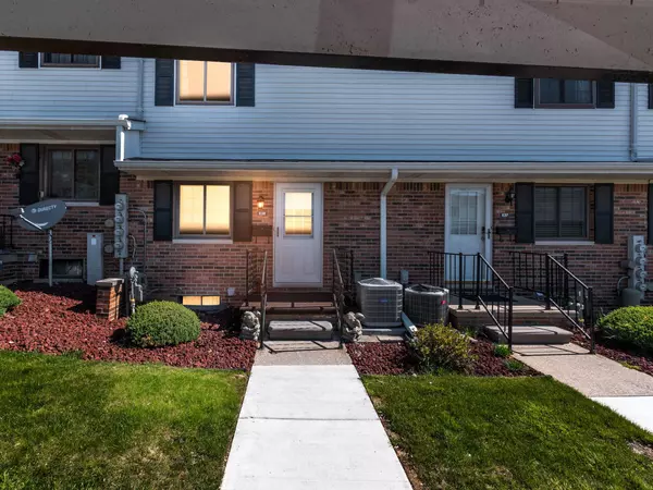 125 Cuttle Road #E36, Marysville, MI 48040