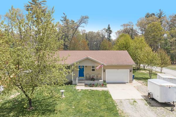 6392 Kedzie Street, Twin Lake, MI 49457