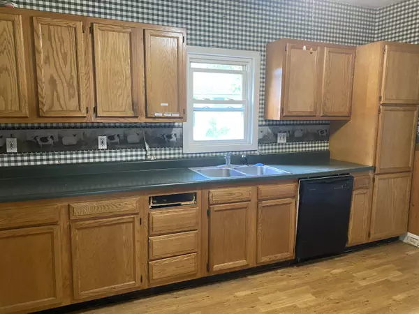 Dowagiac, MI 49047,711 N Front Street