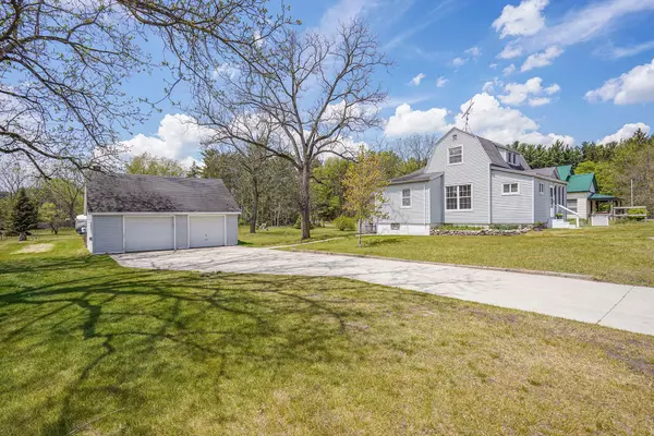 3689 Conklin Street, Ravenna, MI 49451
