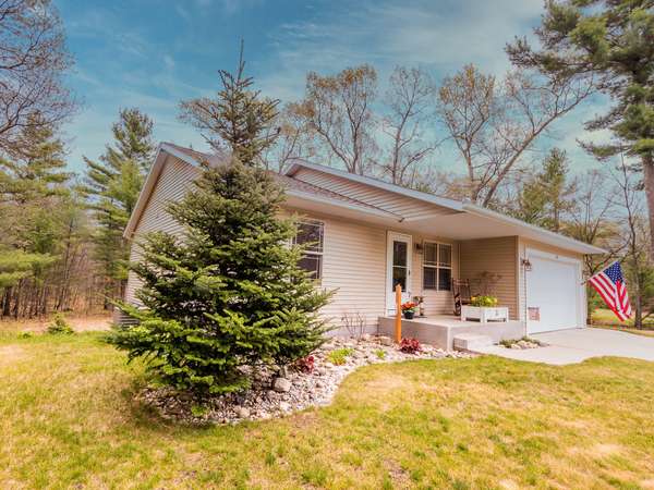 510 W Belfast, Twin Lake, MI 49457