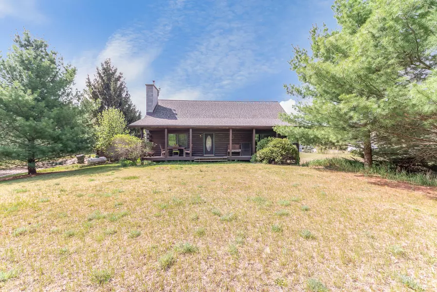 2900 16 Mile NE Road, Cedar Springs, MI 49319