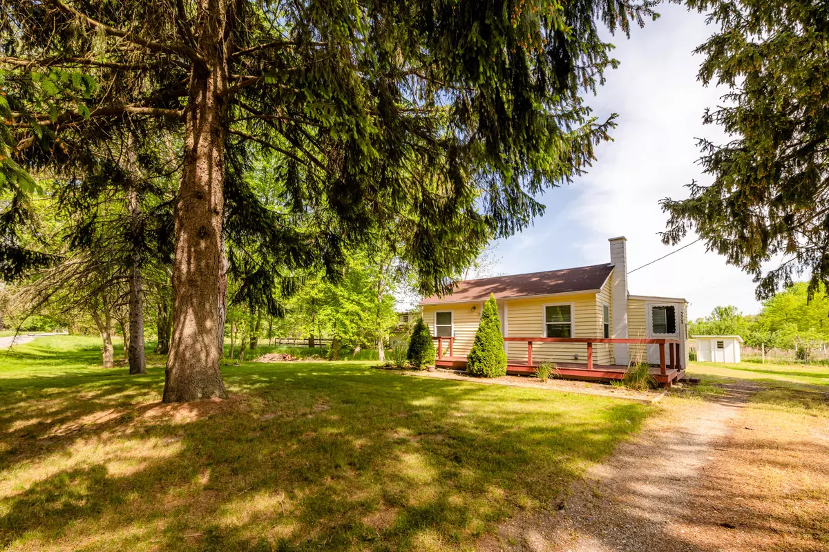 Sawyer, MI 49125,3505 Wee Chik Road