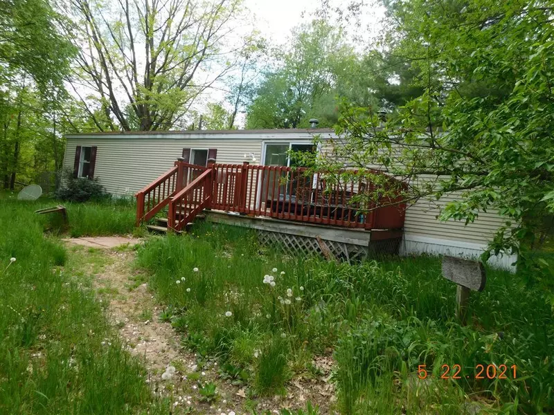 5717 N Edwards Road, Lake City, MI 49651