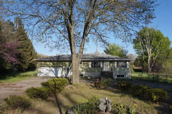 Dowagiac, MI 49047,58413 M 51 S