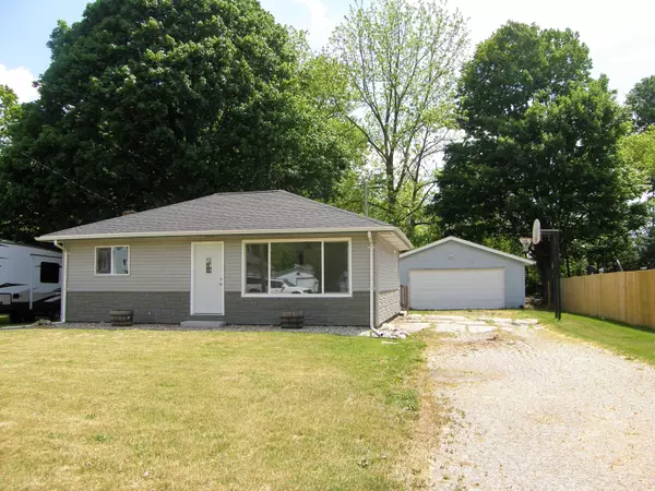 120 N 2nd Street, Cassopolis, MI 49031