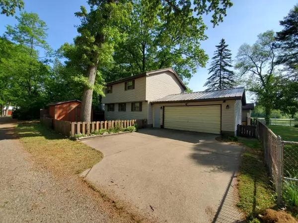 Constantine, MI 49042,67025 Oxbow Drive
