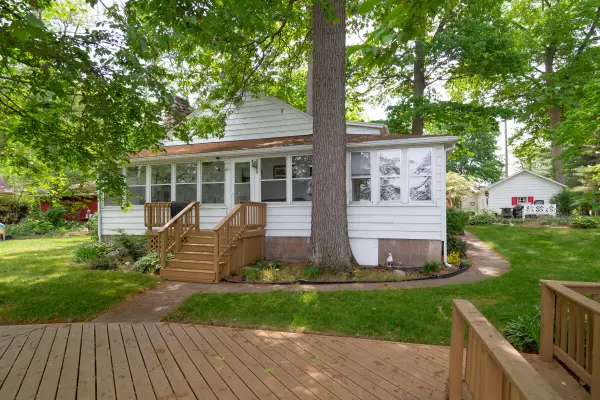 Decatur, MI 49045,48318 Hill Drive