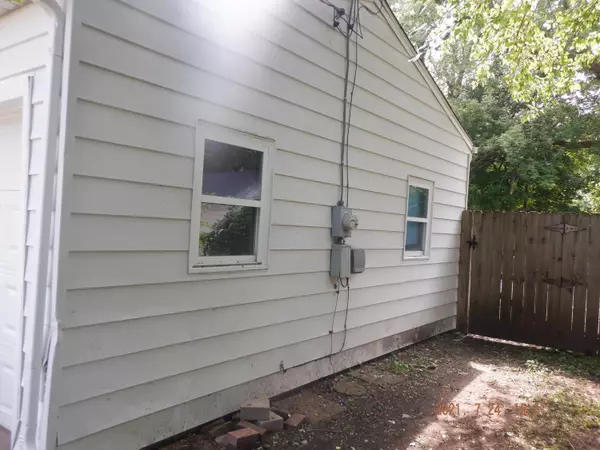 Kalamazoo, MI 49006,1323 Coolidge Avenue