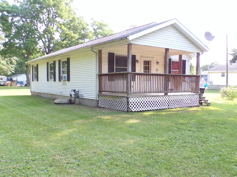 221 Sherwood Street, Dowagiac, MI 49047