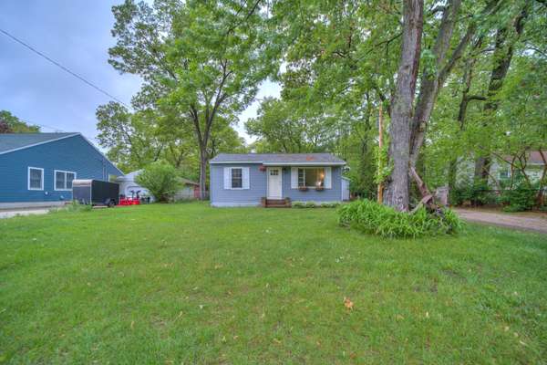 1465 Poulson Road, Muskegon, MI 49445