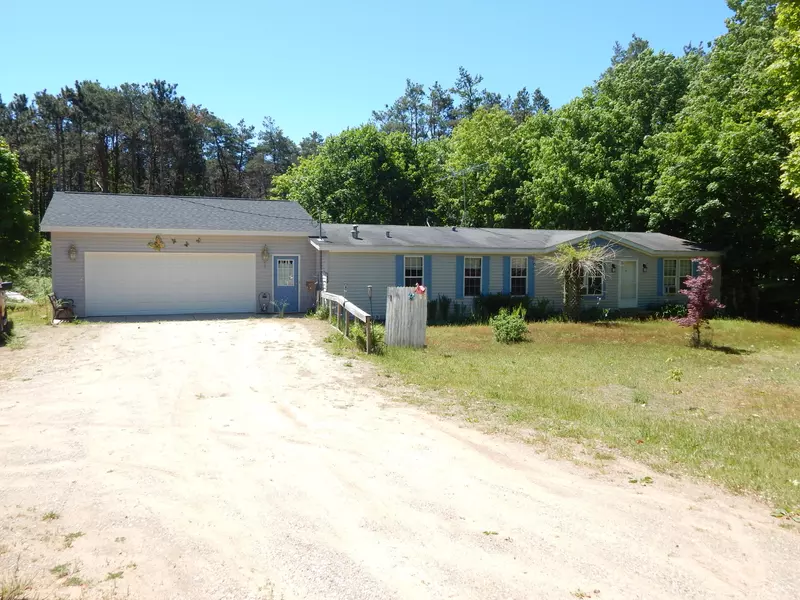 1680 Rusco Road, Kent City, MI 49330