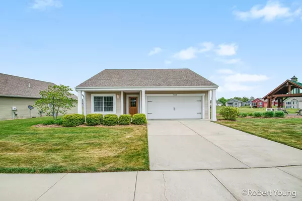 7524 Traditional Court, Caledonia, MI 49316