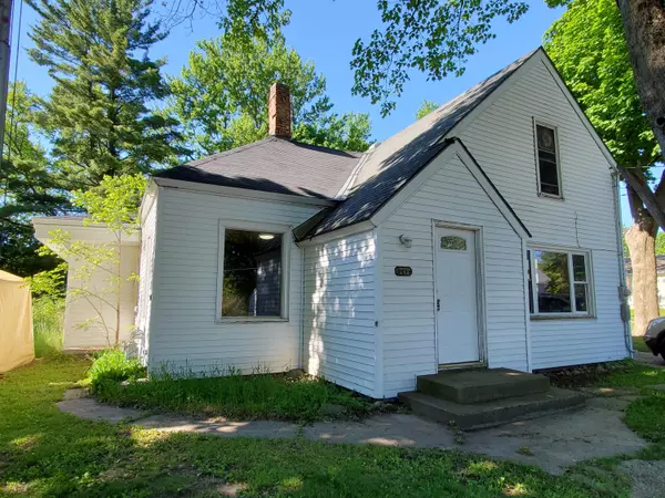 245 Marble Street, Cadillac, MI 49601