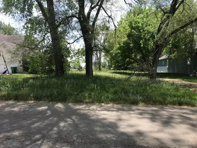 VL Sail Bay Drive, Cassopolis, MI 49031