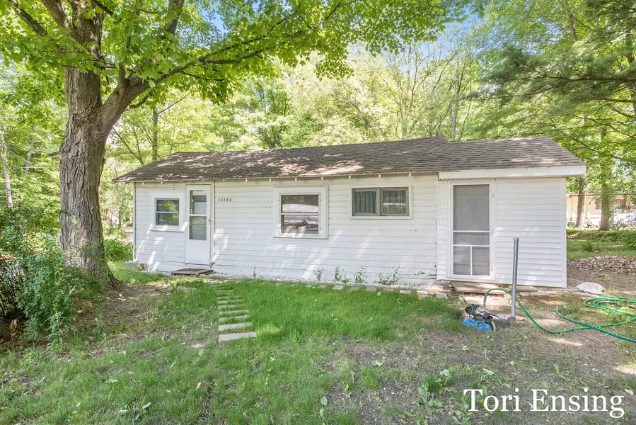 15142 Silver Beach Drive, Gowen, MI 49326
