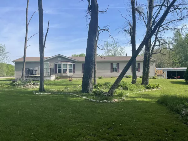 6660 W Sterling Road, Litchfield, MI 49252