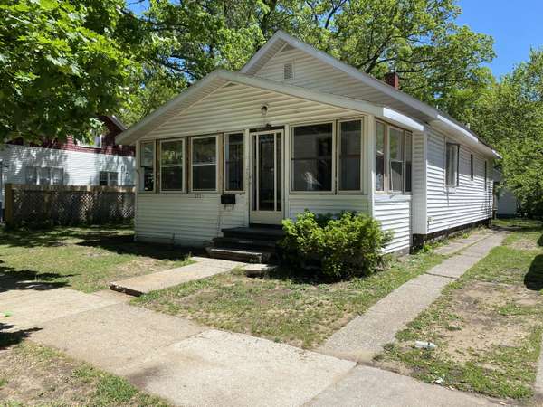 1710 Manz Street, Muskegon, MI 49442