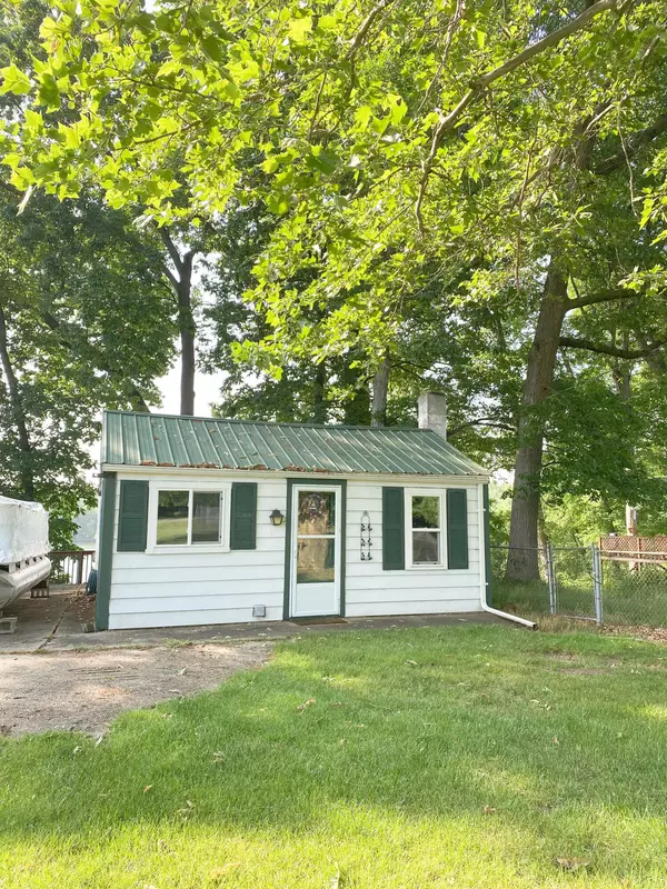 766 Ralston Road, Colon, MI 49040