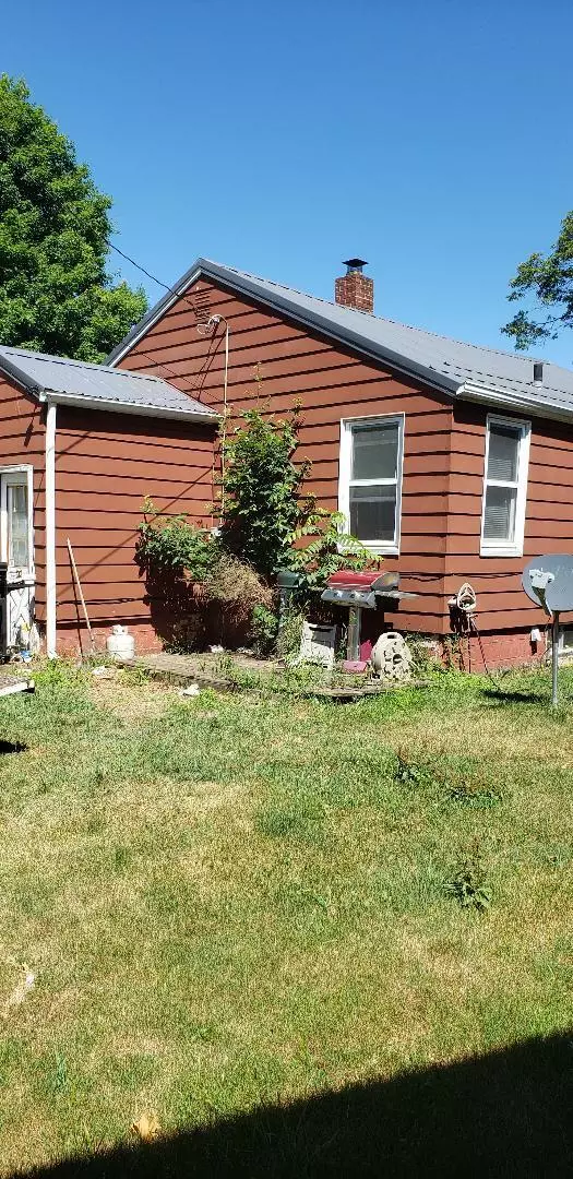 Coloma, MI 49038,8004 Lakewood Drive