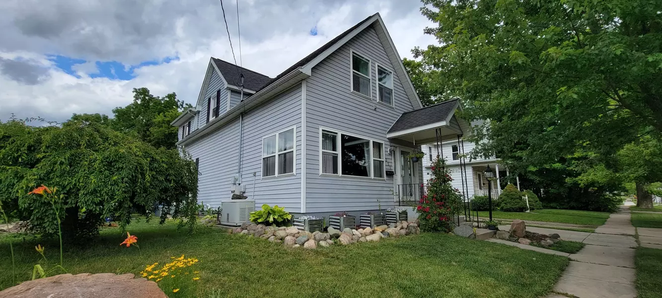 311 E Hunt Street, Adrian, MI 49221
