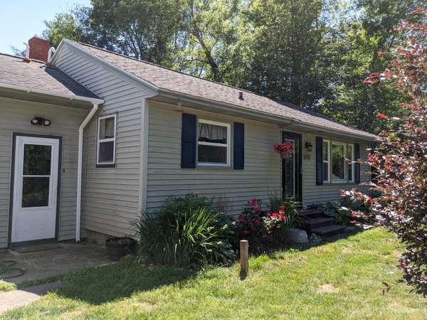 2173 W River Road, Muskegon, MI 49445