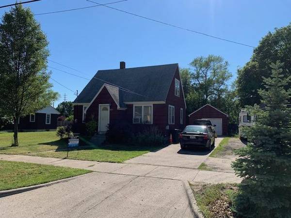 1675 Huizenga Street, Muskegon, MI 49442