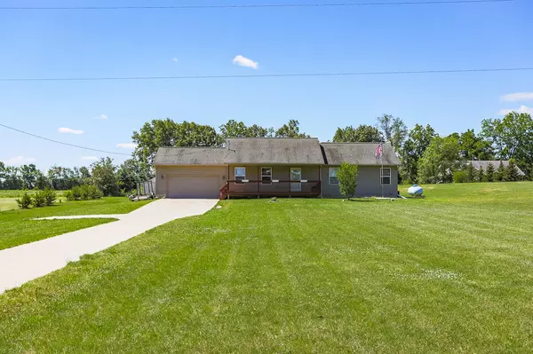 13653 Town Road, Springport, MI 49284