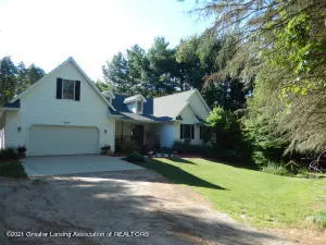 3225 Rolling Meadows Drive, Saranac, MI 48881