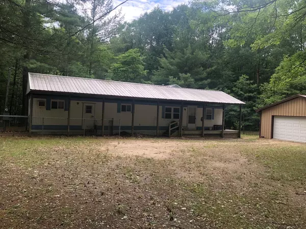 11125 Coates Hwy, Brethren, MI 49619