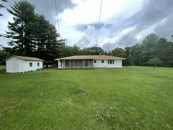 Dowagiac, MI 49047,30561 M152