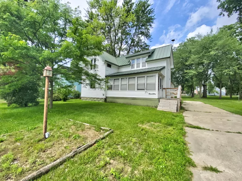 219 Lincoln Avenue, Alma, MI 48801