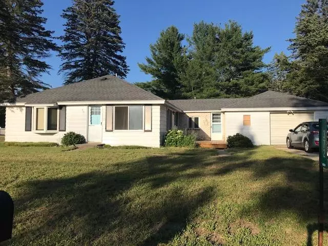 372 S Division Street, Newaygo, MI 49337