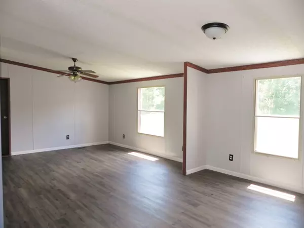 Decatur, MI 49045,87550 Old Swamp Road