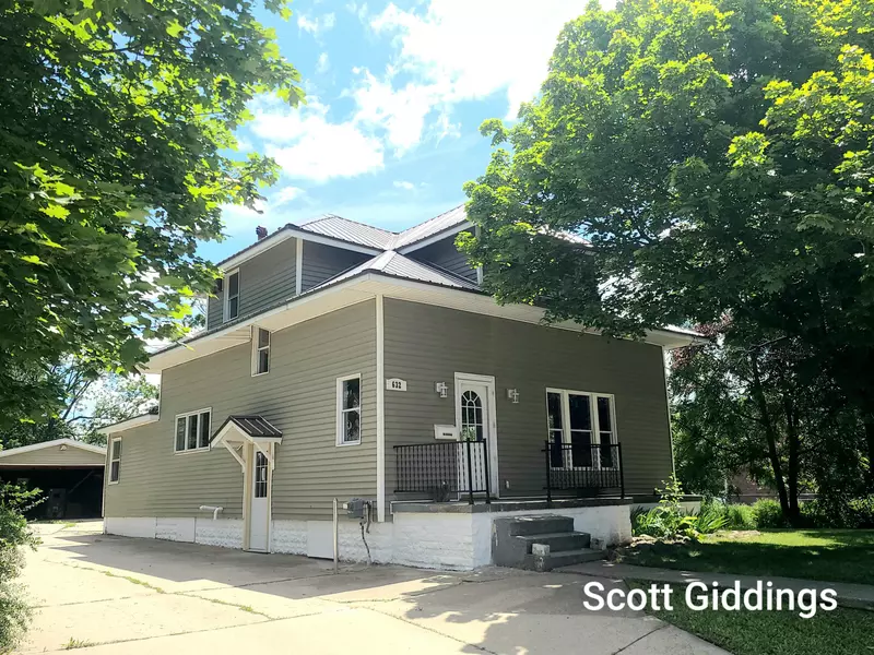 632 Wright Avenue, Alma, MI 48801