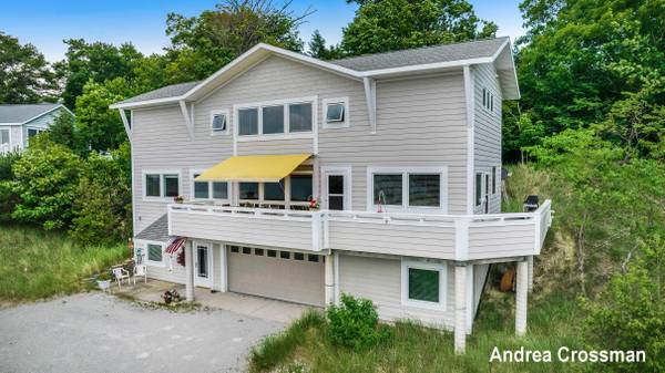 10448 Lost Valley Road, Montague, MI 49437