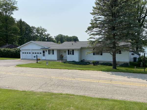 Shelbyville, MI 49344,829 125th Avenue